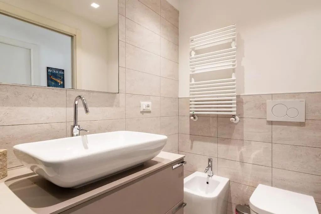 Bilocale - La Ringhiera Dell'Isola Apartment Milan Italy